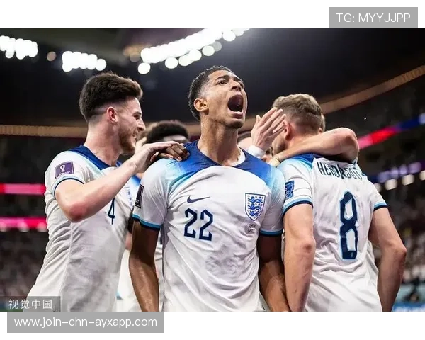 贝林厄姆中场接连突破三人完成推进，英格兰得势不饶人